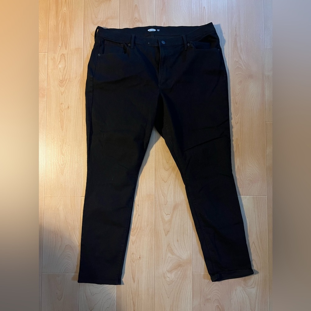 Old Navy black jeans NEVER WORN!!